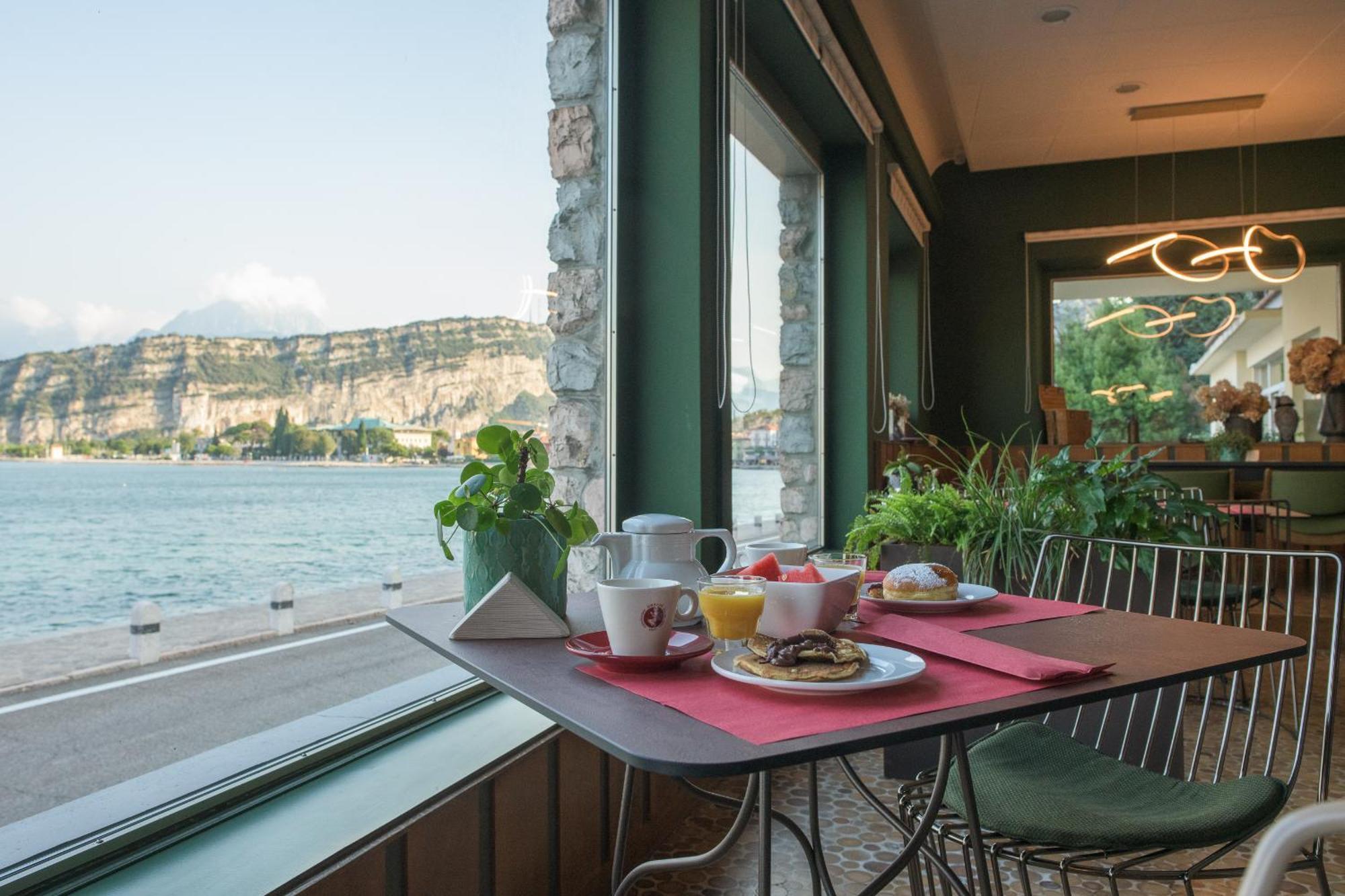 Hotel Paradiso Conca D'Oro Torbole Sul Garda Eksteriør bilde